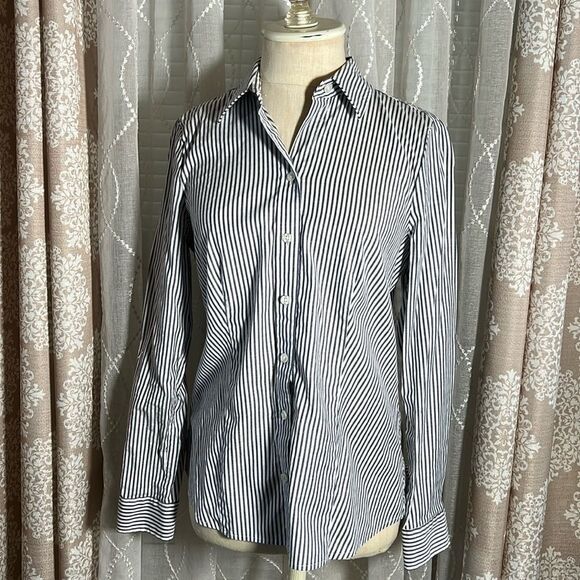 Ann Taylor Striped Button down long sleeve Shirt size 10p - Picture 1 of 7